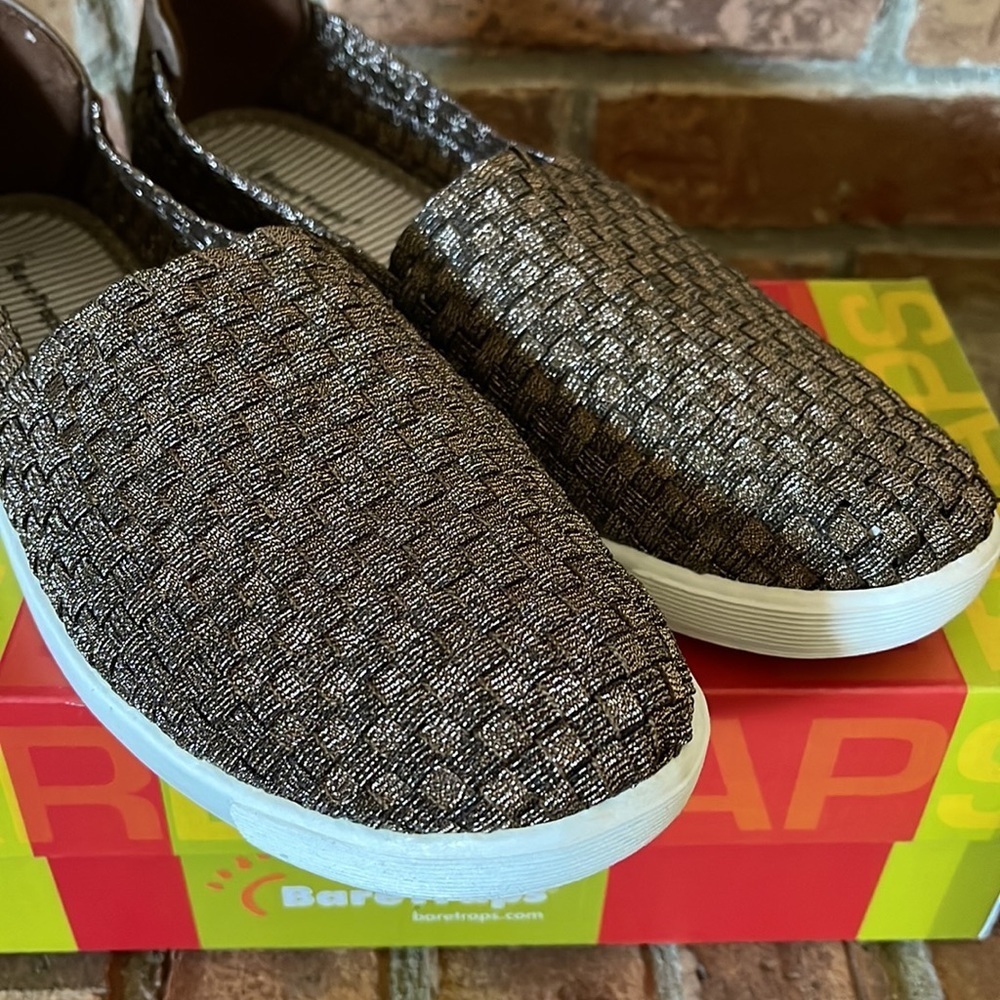 NIB BareTraps Tricia Bronze Slip On Shoes - Picture 2 of 7